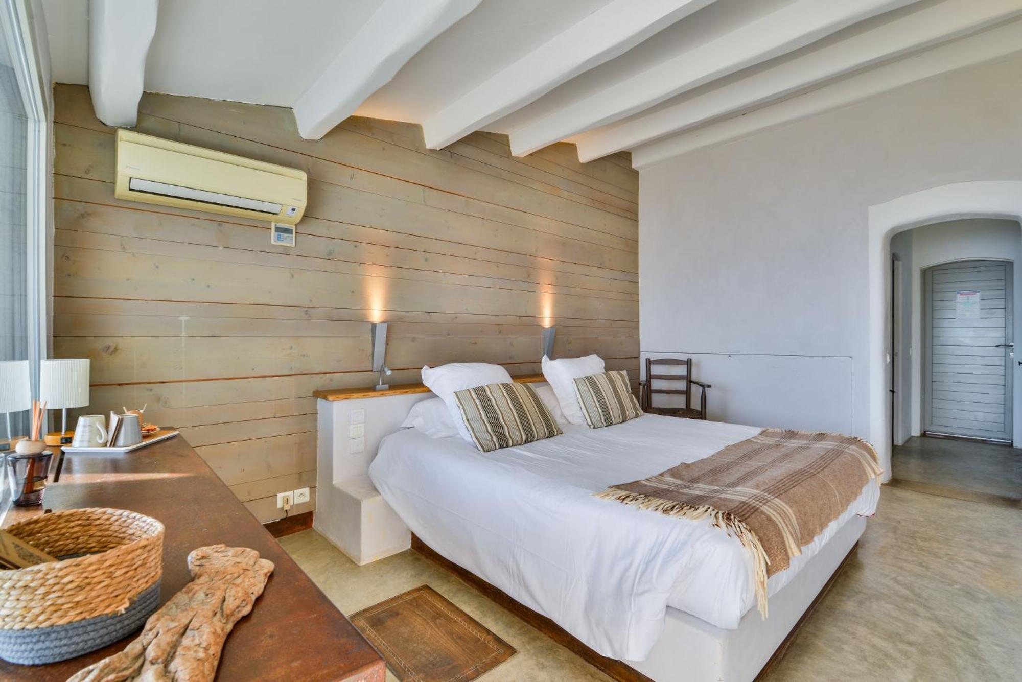 Lodge Sainte Helene Adult Only Saintes-Maries-de-la-Mer Exterior photo